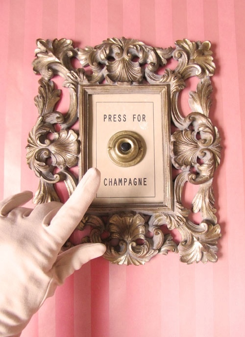 champagne-bell
